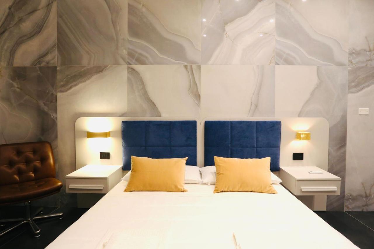 Guest House Colonna ปาแลร์โม ภายนอก รูปภาพ